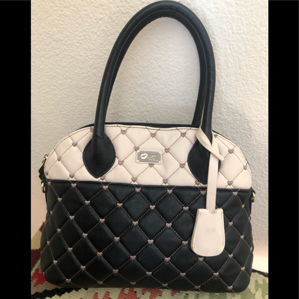 NWOT LUV BETSEY BETSEY JOHNSON BAG